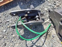 Image of Volvo ECR58D Quick Hitch 45mm Pins | 160mm Ears | 220mm Centres