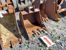 Image of 2ft Excavator Bucket 155mm Ears 260mm Centres 45mm Pins