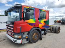 Image of SCANIA 94D 260 4x2 Crew Cab Chassis Cab