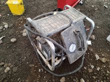 Image of 110V Wallpaper Stripper