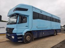 Image of MERCEDES Axor 1824 4x2 Oakley Supreme Horse Lorry