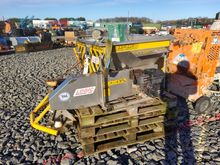 Image of Logic Salt Spreader