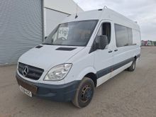 Image of MERCEDES SPRINTER Van With Side Windows