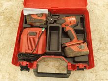 Image of Hilti SID 4-A22 Impact Driver with Battery and Charger
