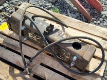 Image of JCB 5T Breaker 30mm Pins | 110mm Ears