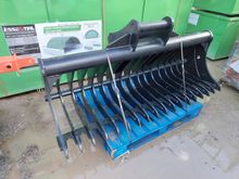 Image of 200-RA-2000-WP80 17-22T 2000mm Land Rake Bucket