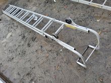 Image of Extendable Roof Ladder 2.5m to 3m