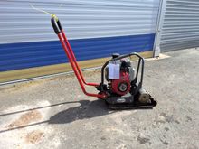 Image of Belle PCLX 320 Plate Compactor 320Mm Petrol