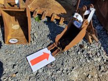 Image of 9" Excavator Bucket 95mm Ears 90mm Centres 25mm Pins