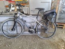 Image of 1x Raleigh Motus Bicycle Frame Number:  HL5177081 Frame Size: 18"