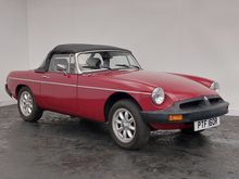 Image of 1977 MGB Roadster