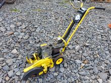 Image of John Deere E45 Edger