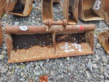 Image of 8T Takeuchi TB180 Bucket 150cm