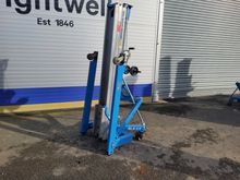 Image of Genie SLA-15 Material Lift