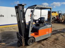 Image of Toyota 7FBEF16 Electric Forklift