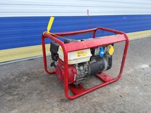 Image of Pramac E3200 Portable Generator Petrol 2.9Kva