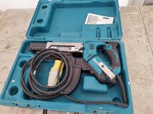 Image of Makita 6844 Auto Feed Screwdriver