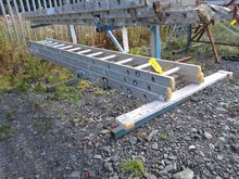 Image of 3x Tier Ladder