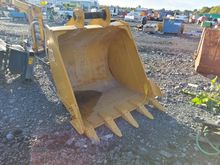 Image of To Fit 20T CAT Digging Bucket 1240 mm Wide | 80mm Pins | 310mm Ears |480mm Centres