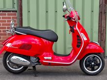 Image of 2013 Piaggio Vespa GTS 300 Super