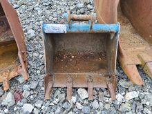 Image of 2ft Bucket - 35mm Pins, 140mm Ears, 190mm Centres