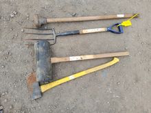 Image of 1x Punner, 1x Garden Fork, 1x Pavers Mallet, & 1x Axe