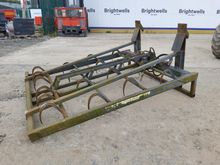 Image of Flat 8 Bale Grab JCB Brackets