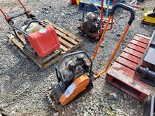 Image of Belle LC325 Plate Compactor 320MM Petrol