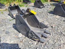 Image of Bucket 17in Wide, 35mm Pins, 145mm Ears, 190mm Centres