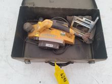 Image of Dewalt DW678L Electric Planer