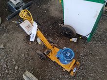 Image of SPE Floor Scraper