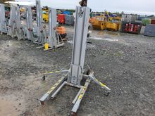 Image of Sumner 2025 Material Lift