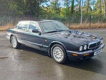 Image of 2000 Jaguar XJ8 Auto
