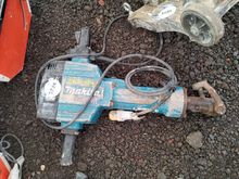 Image of Makita HM1810 Breaker