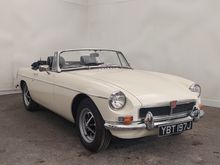 Image of 1971 MGB Roadster