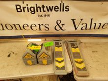 Image of 2x Cat Scanners & 2x Gennys