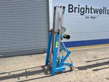 Image of Genie Sla-15 Material Lift