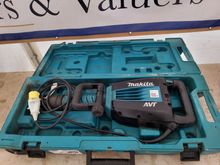 Image of Makita HM1214C 110v Breaker