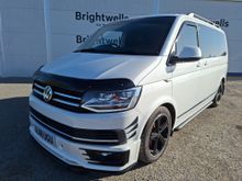 Image of VOLKSWAGEN CARAVELLE EXECUTIVE TDI B Van With Side Windows