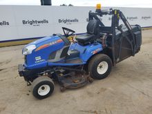 Image of Iseki SXG 326 Ride On Mower