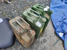 Image of Jerry Tins x 3