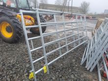 Image of 2 10ft Cattle Hurdles