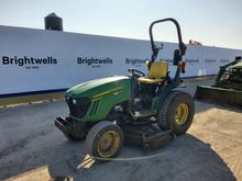 Image of John Deere 2032R Compact Tractor