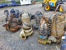 Image of 12x Submersible Pumps
