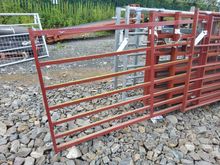 Image of 2x 11ft Red Gates
