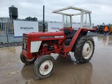 Image of International 374 2wd Tractor
