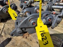 Image of Hitch 30mm Pins, 95mm Ears, 90mm Centres