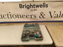 Image of Makita Angle Grinder 240v