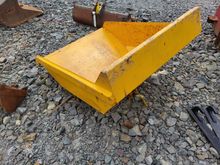 Image of Neuson Hi Tip Loader Skip