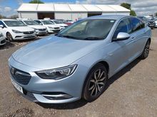 Image of VAUXHALL INSIGNIA SRI NAV TURBO D 5 Door Hatchback